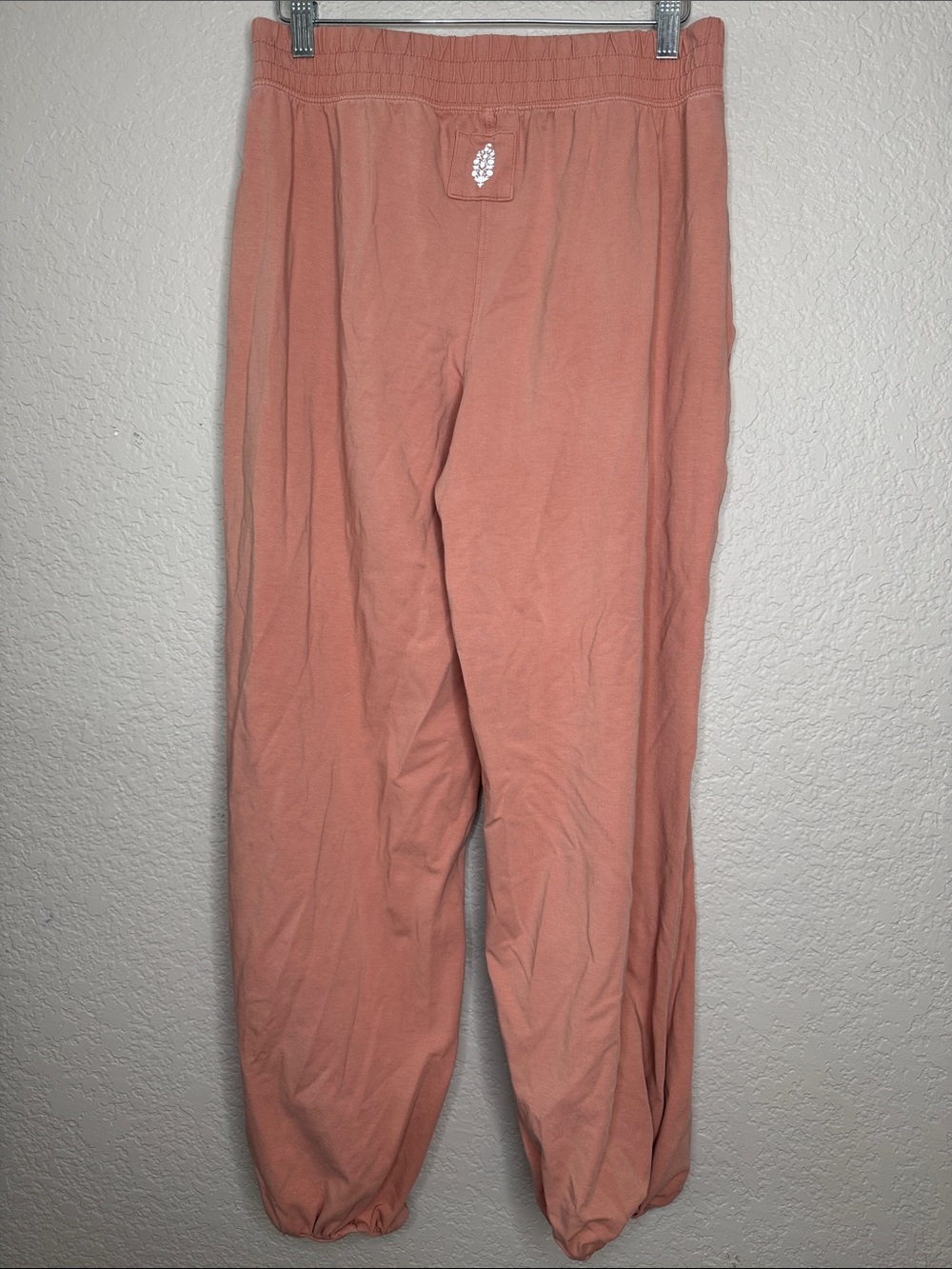 Free People Baggy Comfortable Lounge Jogger Pants Medium Peach - Picture 4 of 7